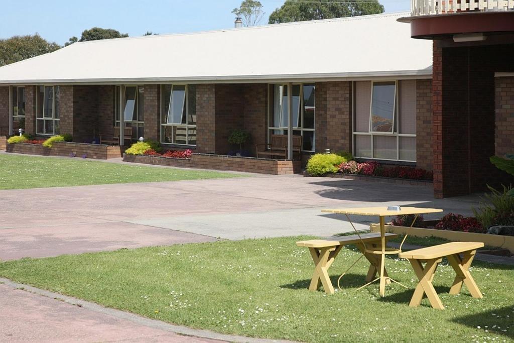 Apollo Bay Backpackers Lodge Exterior photo